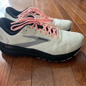 Brooks Ghost 16 Women's Running Shoes - White and Pink